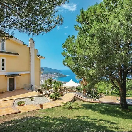 Holiday home Casa Vacanze Le Primule
